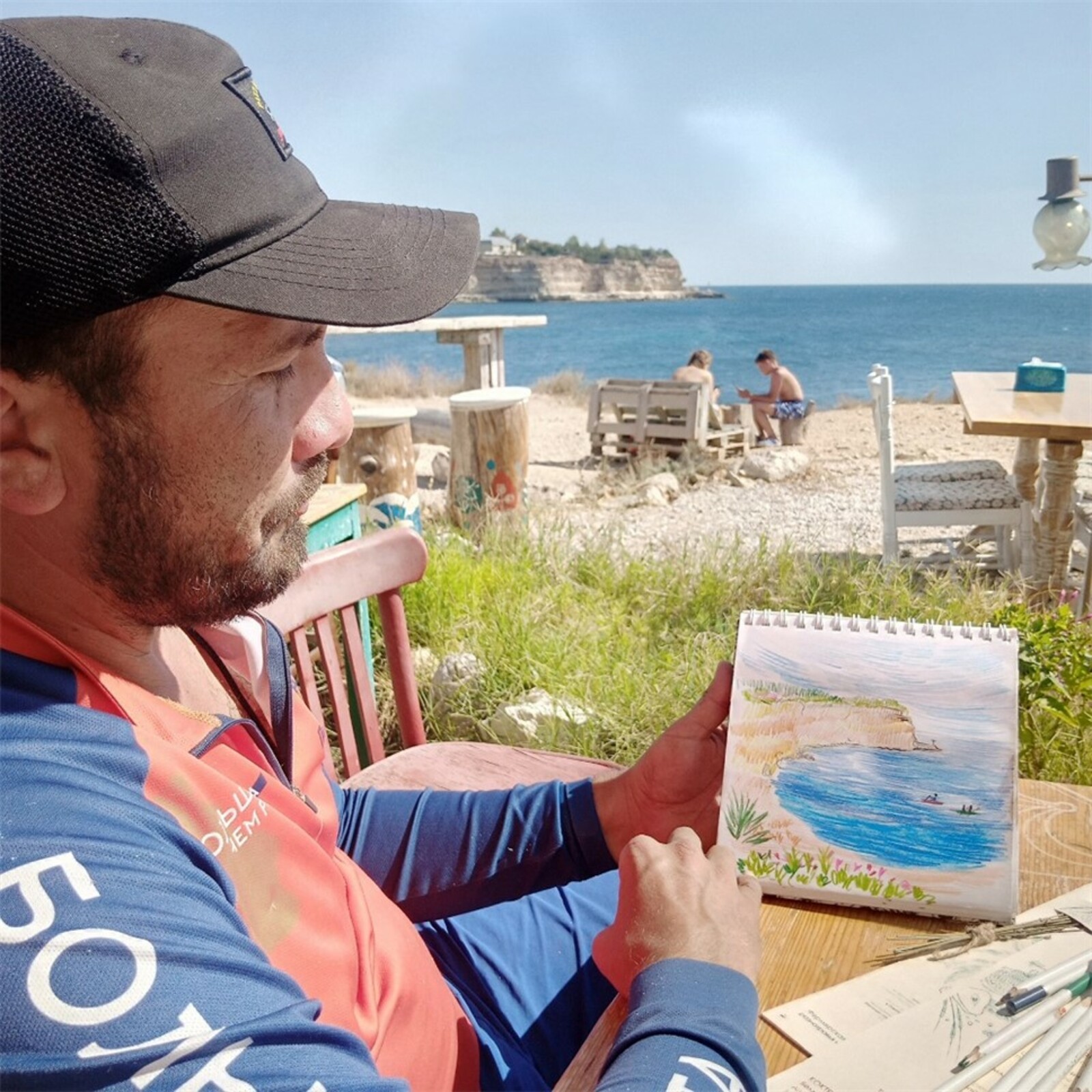 Тихон Синицын рисует