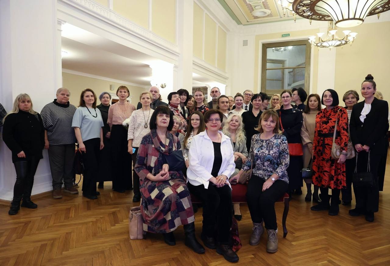 Елена Морозова