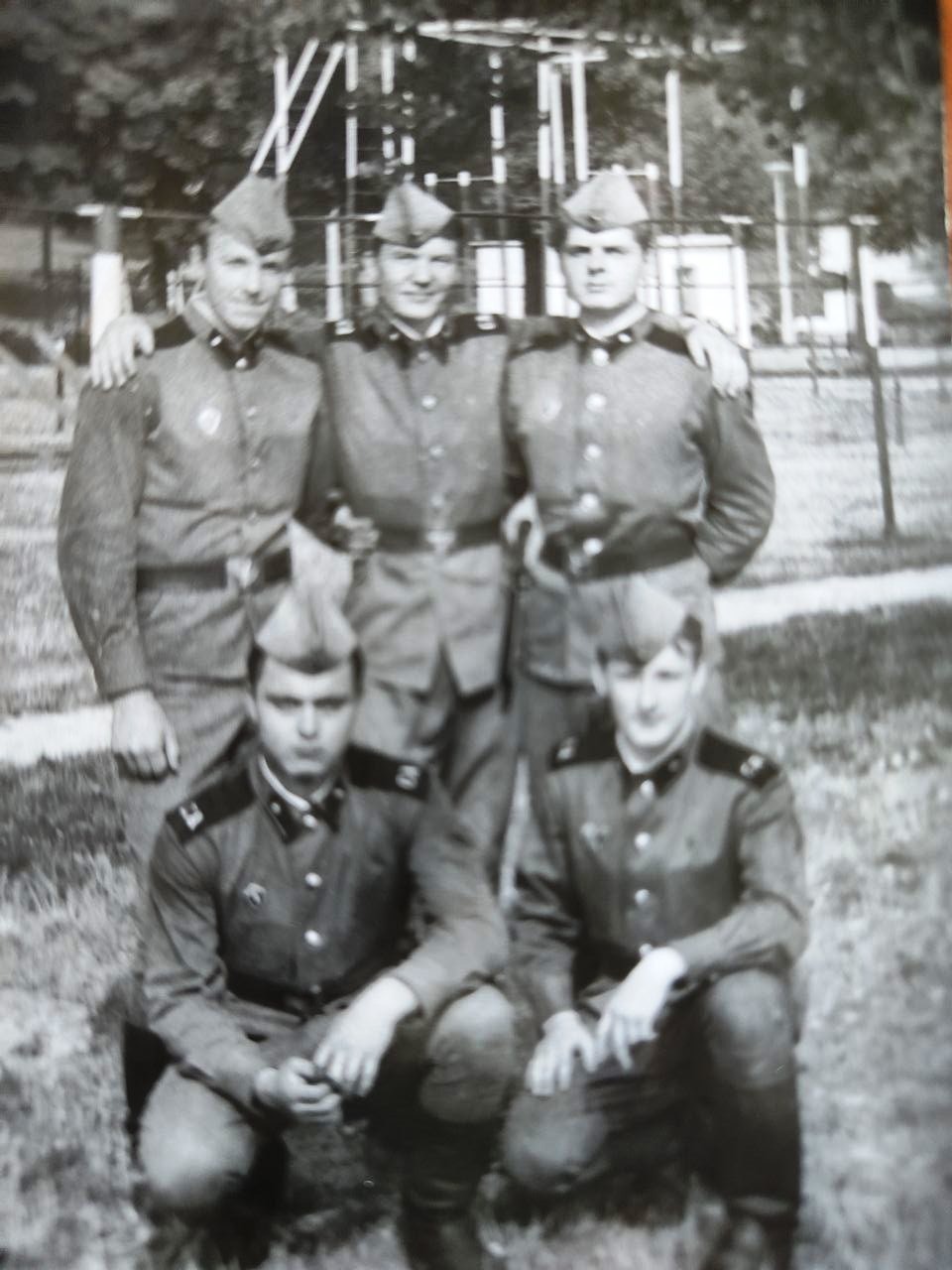 Сергей Алешкович (В центре в верхнем ряду). Южная Группа войск (Венгрия). 1987-1989 гг.