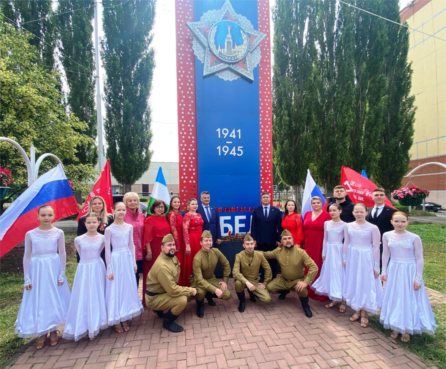 Коллектив ГДК, И.М. Нурдавлятов и П.Ю. Васильев