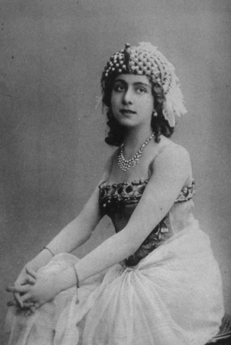 Вера Каралли (Коралли)