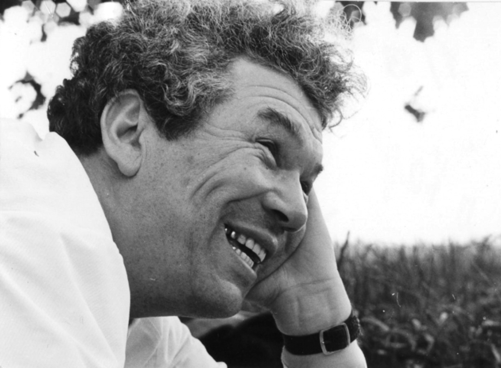 Мустай Карим (Мостай Кәрим;  Мустафа Сафич Каримов (Мостафа Сафа улы Кәримов); 20 октября 1919, Кляшево, Уфимская губерния, РСФСР — 21 сентября 2005, Уфа, Россия) — башкирский поэт, писатель и драматург. Герой Социалистического Труда (1979), заслуженный деятель искусств РСФСР (1982), народный поэт Башкирской АССР (1963), лауреат Ленинской премии (1984), Государственной премии СССР (1972), Государственной премии РСФСР им. К. С. Станиславского (1967) и премии им. Салавата Юлаева (1967). Кавалер двух орденов Ленина (1967, 1979). Член Союза писателей СССР с 1940 года. Участник Великой Отечественной войны.